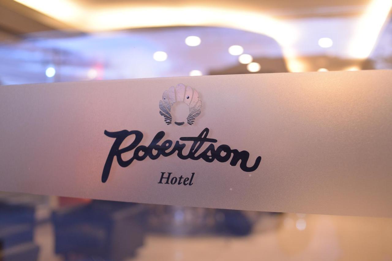 Robertson Hotel Naga  Eksteriør billede
