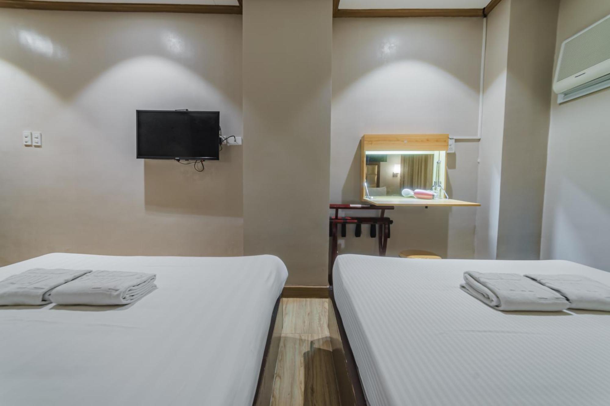 Robertson Hotel Naga  Eksteriør billede