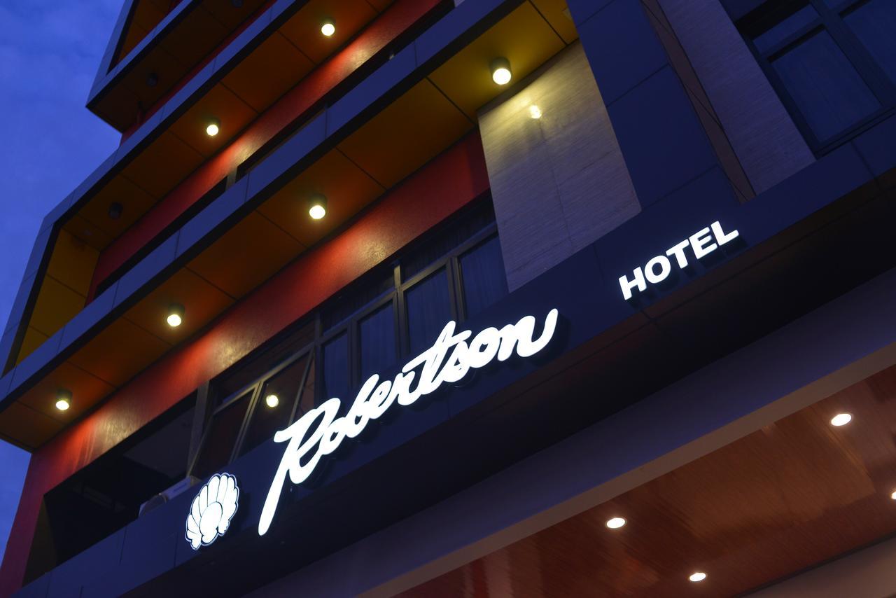 Robertson Hotel Naga  Eksteriør billede