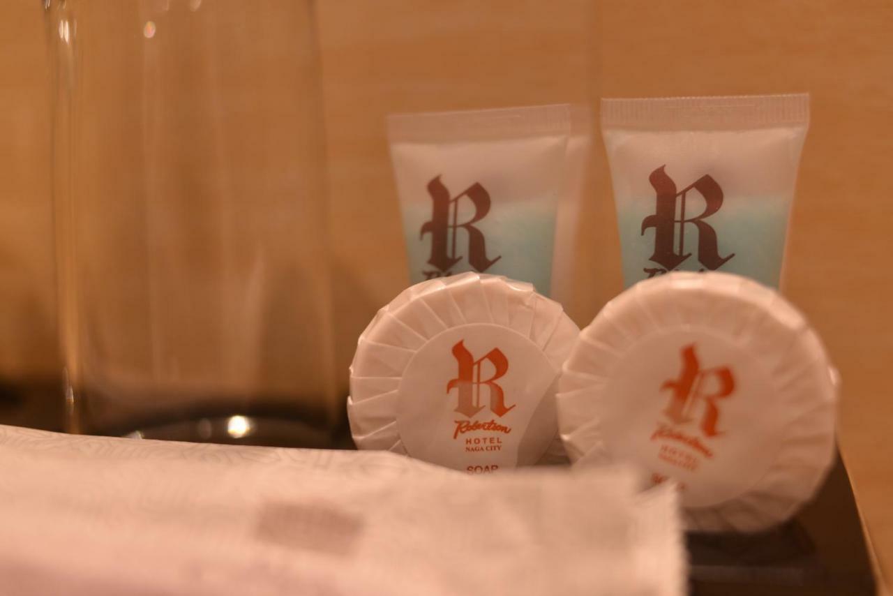 Robertson Hotel Naga  Eksteriør billede