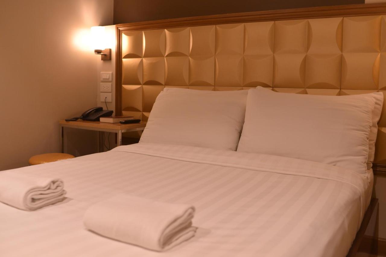 Robertson Hotel Naga  Værelse billede
